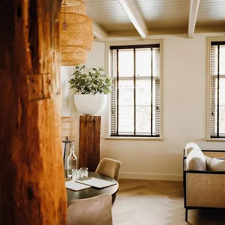 Holiday home Luxe Stolpboerderij Vol Sfeer En Authentieke Details Voor 4 In *