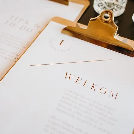 Luxe Stolpboerderij Vol Sfeer En Authentieke Details Voor 4 In Ferienhaus *