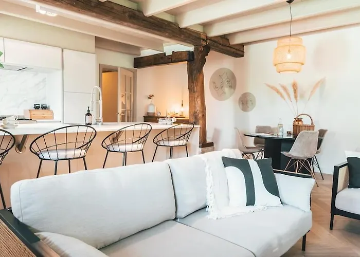 Luxe Stolpboerderij Vol Sfeer En Authentieke Details Voor 4 In Ferienhaus *