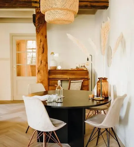 Luxe Stolpboerderij Vol Sfeer En Authentieke Details Voor 4 In Ferienhaus