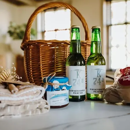 度假居 Luxe Stolpboerderij Vol Sfeer En Authentieke Details Voor 4 In *