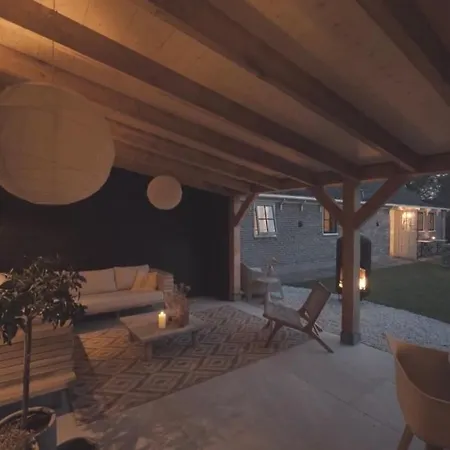 Luxe Stolpboerderij Vol Sfeer En Authentieke Details Voor 4 In * Twisk